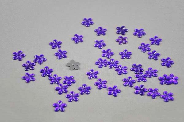 10 x Resin-Blume 12 mm, violett