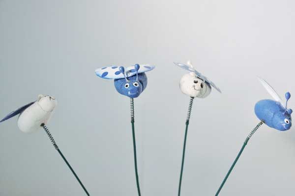 4er-Set Blumentopf-Wackel-Bienen, blau + weiss