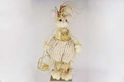 Grosser Osterhase aus Stoff und Sisalwolle mit Korb, 46 x 24 x 12 cm