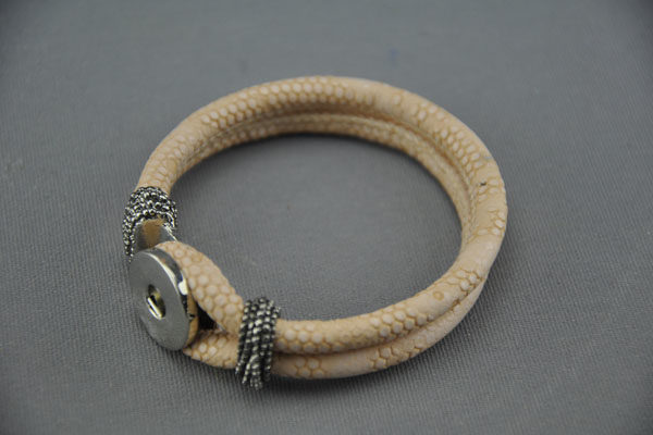 Armband für Charm Button, gelblich snake