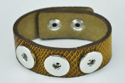 PU-Leder Snake-Armband 23,5 cm mit 3 Buttons für Charm, braun