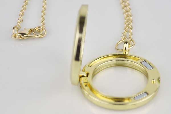 Goldene Halskette 50 cm mit rundem Anhänger aufklappbar