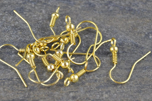 2 Stück Ohrhaken, gold