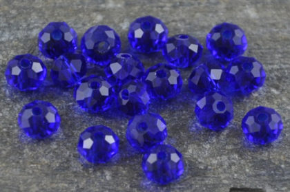 5 Stück Swarovski Kristall 6 x 4 mm, dunkelblau