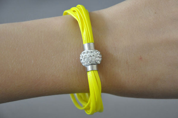 Shamballa Armband mit klaren Kristallen, gelb