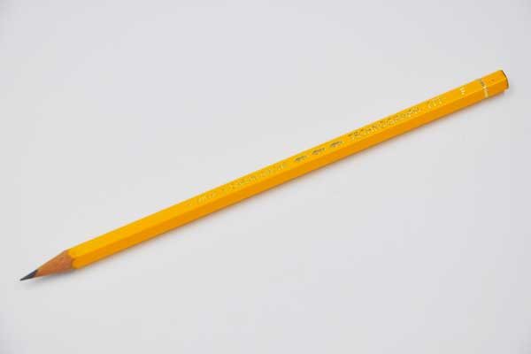 CARAN D'ACHE Bleistift Technograph F