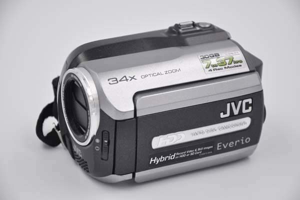 JVC Hard-Disk-Camcorder Everio 30GB, GZ-MG130E, silber
