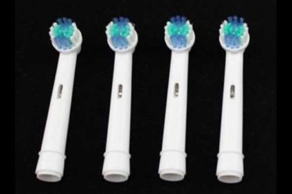 4 Stück Zahnbürstenaufsätze - passend für alle gängigen Elektrozahnbürsten