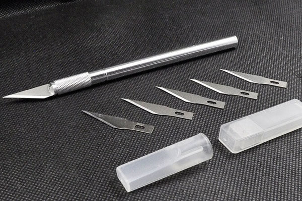 Aluminium-Hobby-Präzisionsmesser mit 5 Ersatzklingen